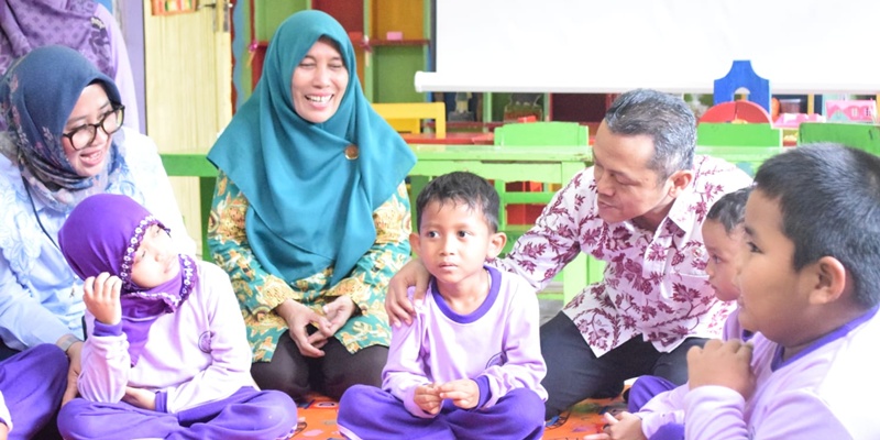 Wamen Fajar Dorong Peran Strategis Kepala Sekolah seperti CEO