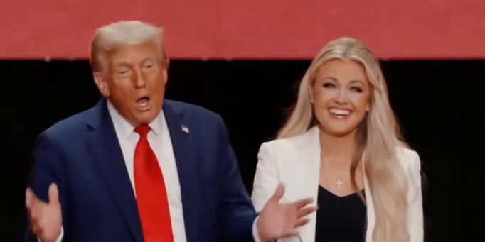 Aksi Joget Trump di Pemakaman Charlie Kirk Viral