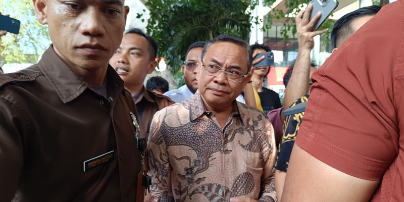Bupati Sudewo Irit Bicara Usai Diperiksa KPK Lima Jam