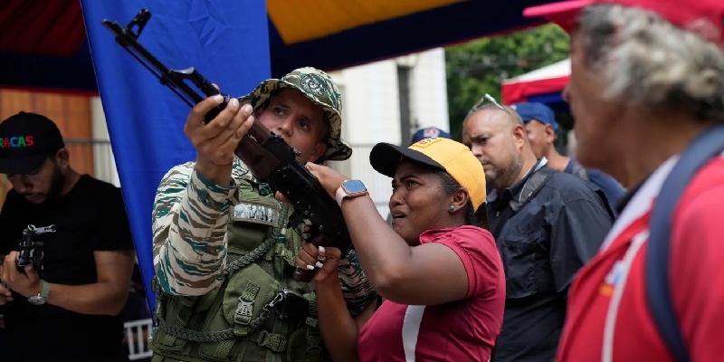 Warga Sipil Venezuela Mulai Latihan Militer Hadapi Ancaman AS