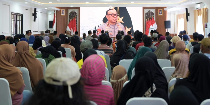 Alumni Akpol 1990 Saluran Ribuan Paket Bansos untuk Warga Kukar