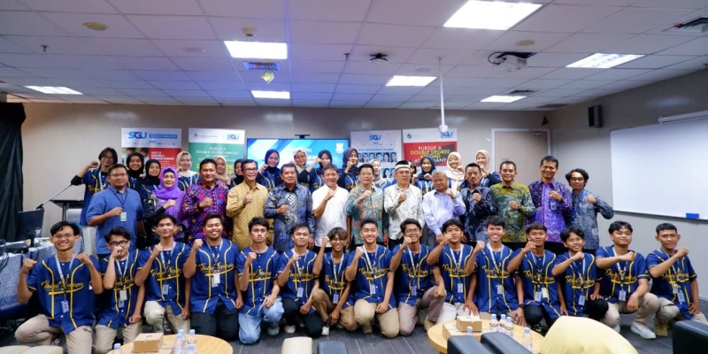 Bupati Tangerang Lepas 30 Mahasiswa Program Beasiswa di SGU