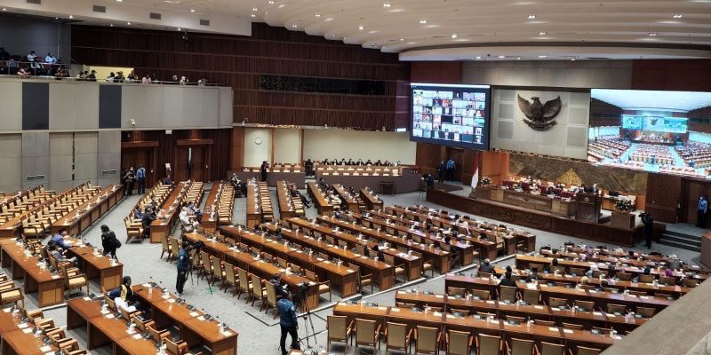 Formappi Apresiasi DPR Cabut Tunjangan Rumah, Tapi…