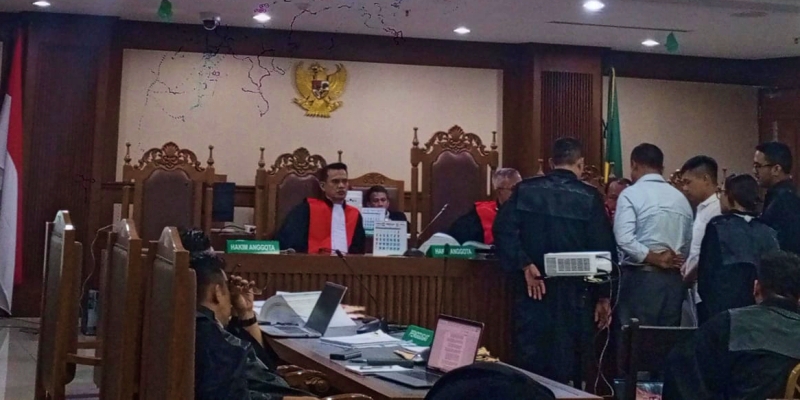 Kuasa Hukum WKM Klaim Negara Rugi 95 Ribu Dolar AS