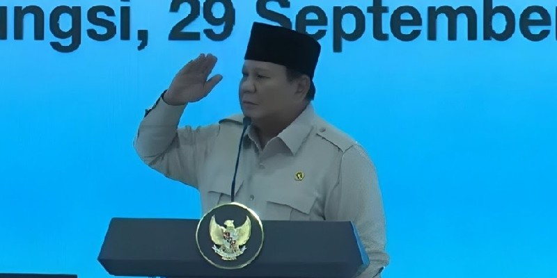 Prabowo Hormat ke Mantan OB Cetak Omzet Rp120 Miliar Per Tahun