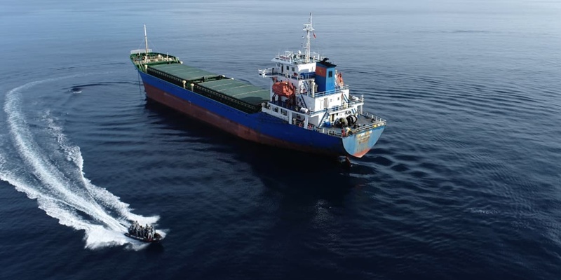 Periksa Kapal Vietnam