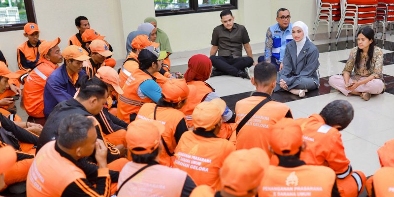 Fraksi PAN Salurkan 1.000 Sembako untuk Pasukan Oranye