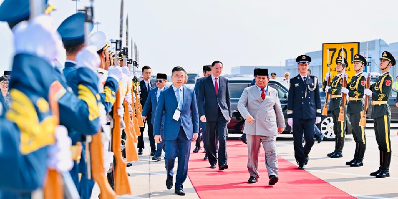 Seskab: Prabowo Delapan Jam di Tiongkok, Malam Ini Pulang