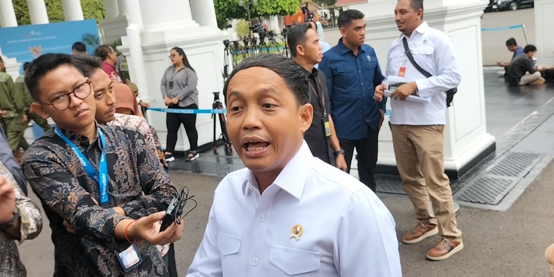 Kaesang Sakit dan Dirawat, Raja Juli Wakili PSI Temui Presiden
