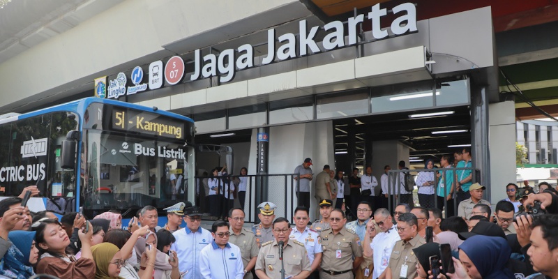 Pramono Ajak Warga Jaga Jakarta Usai Fasilitas Transportasi Kembali Pulih