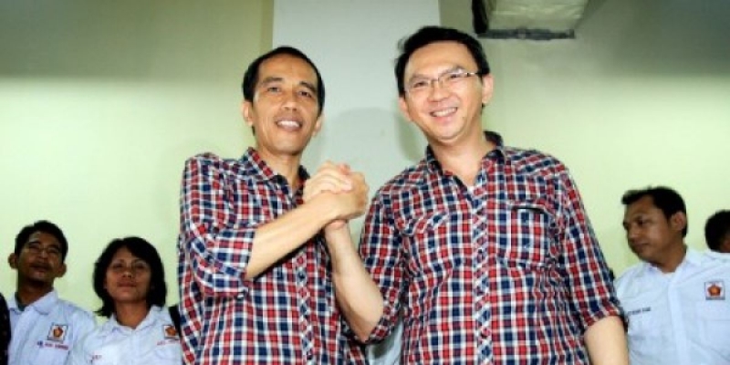 PDIP Ngotot Calonkan Jokowi Meski Foto Ijazah Beda