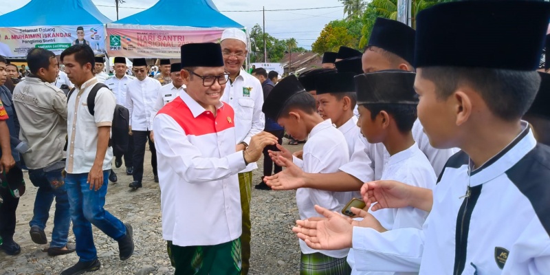 Cak Imin Kecam Video AI yang Fitnah Pesantren dan Santri
