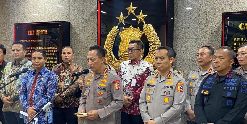 Raja Juli Temui Kapolri Listyo, Bahas Penanganan Karhutla