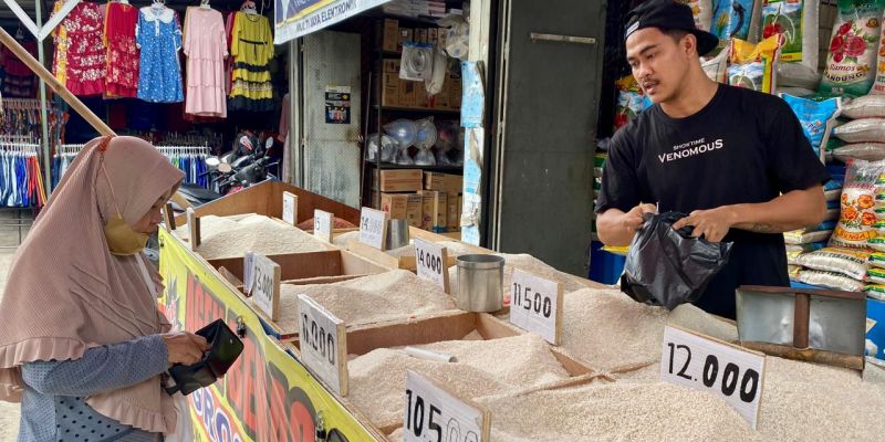 Indeks Keyakinan Konsumen Turun ke Level Terendah Sejak 2022