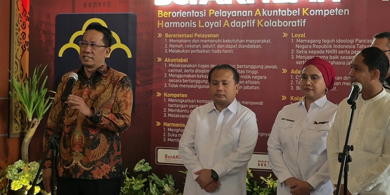 Menkum Teken SK Kepengurusan Baru PSI dalam Waktu Kurang dari 24 Jam