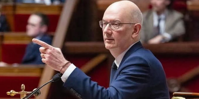 Prancis Punya Menkeu Baru dengan Tantangan Besar soal Anggaran