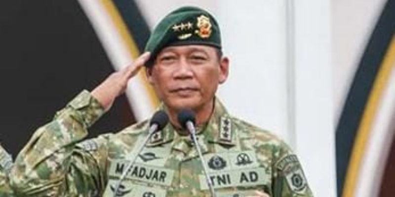 Prajurit Kostrad Gugur Usai Jatuh dari Atas Tank