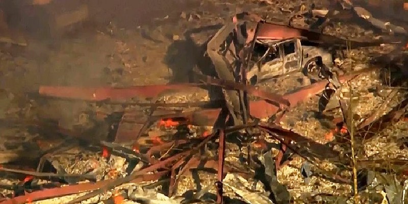 Tidak Ada yang Selamat dalam Ledakan Pabrik Bom AS