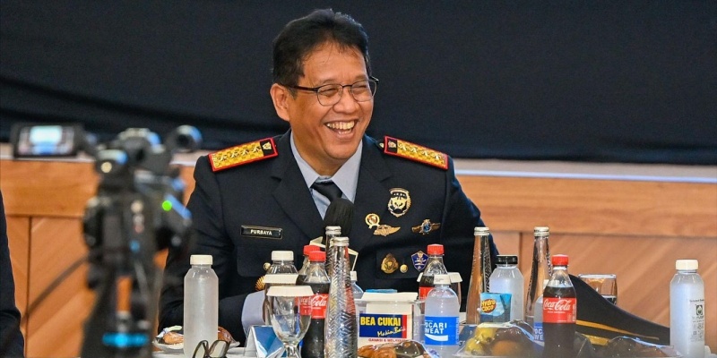 Purbaya Pastikan Tak akan Naikkan Harga Rokok pada 2026