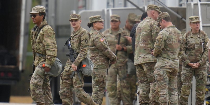 Chicago Dikepung 200 Pasukan Garda Nasional Texas