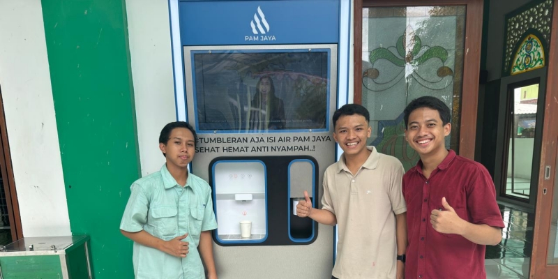100 Unit Water Purifier Dibagikan untuk Hadapi Panas Ekstrem