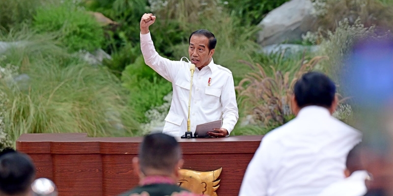 Jokowi Sangat Ngebet Tetap Berkuasa