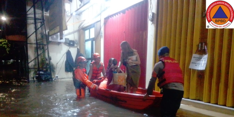 Meluas, Banjir Jakarta Merendam 53 RT