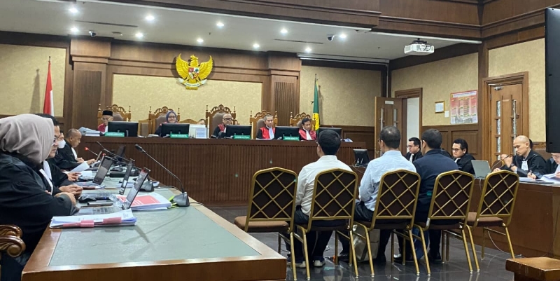 Hakim Peringatkan Saksi Kasus Kerry Adrianto Cs Tak Bohong