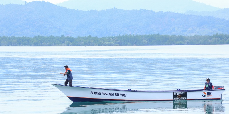 BRI Buka Akses Pendidikan Anak Pulau Lewat Perahu Literasi di Tolitoli