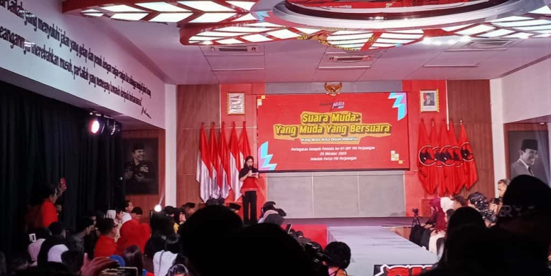 Mahasiswa Ramaikan Peringatan Sumpah Pemuda di PDIP