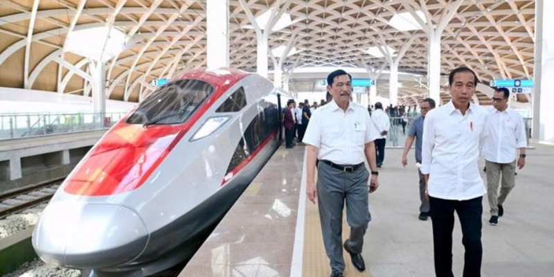 Nilai Proyek Kereta Cepat RI dengan Arab Saudi seperti Bumi dan Langit