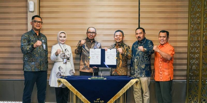 Pos Indonesia Gandeng bank bjb Perkuat Layanan Keuangan dan Logistik  