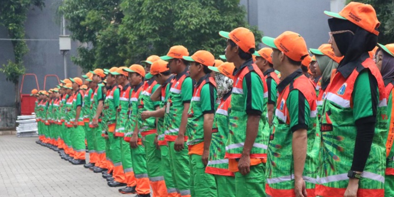 Ribuan Petugas Disiagakan Jaga Kebersihan HUT TNI