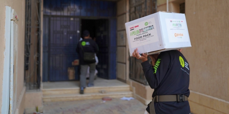 IZI Berangkatkan Delegasi Bantuan Kemanusiaan ke Gaza