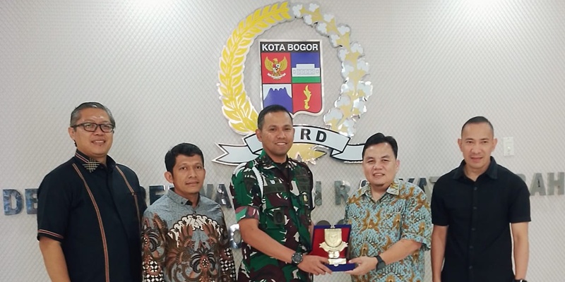 Dandenpom III/1 Bogor Pamitan ke Adityawarman