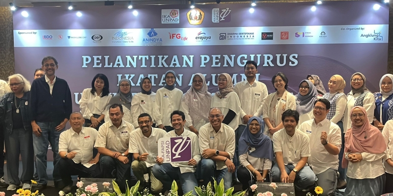 Ferry Juliantono Sahkan Pengurus IKA Fapsi Unpad