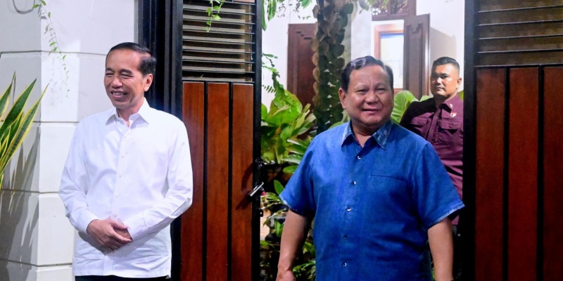 Jokowi Selalu Bikin Sensasi untuk Pertahankan Kekuasaan