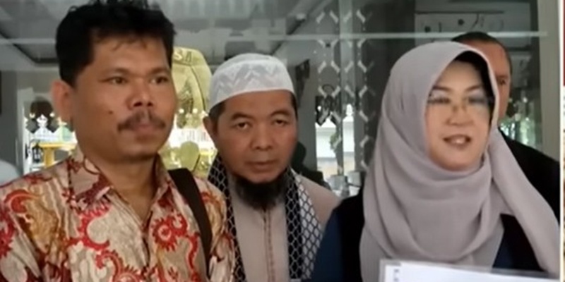 Dokter Tifa Sebut Ijazah Jokowi Konsisten dengan Keanehan