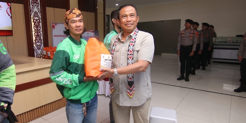 Alumni Akpol 1990 Gelar Baksos ke Masyarakat Balikpapan