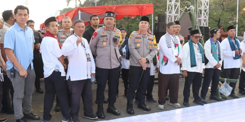 Polisi Kawal Aksi Solidaritas Palestina Tanpa Senjata Api