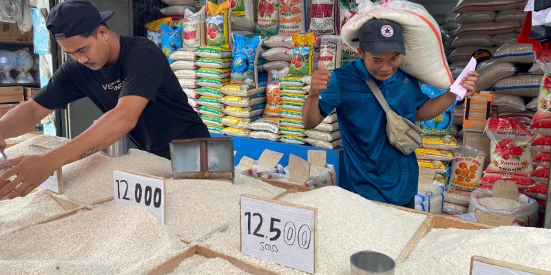 Beras Catat Deflasi Pertama Sejak 2021