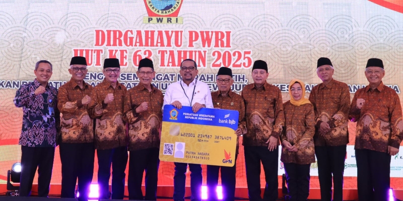 PWRI-bank bjb Luncurkan Kartu ATM Co-Branding
