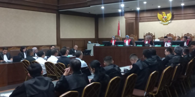 Kerry Adrianto Cs Didakwa Rugikan Negara Rp285 Triliun