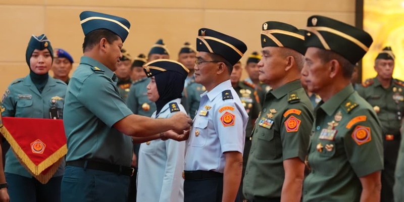 Sertijab Tiga Kabalakpus TNI Dorong Peningkatan Kinerja Organisasi