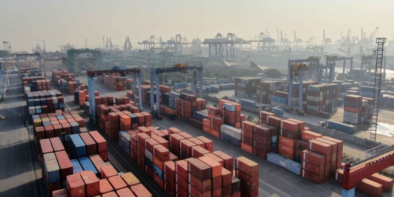 IPC TPK Awali Kuartal IV dengan Kinerja Petikemas Tumbuh 13 Persen