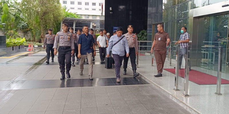Empat Tersangka Baru Kasus Suap OKU Digiring ke KPK