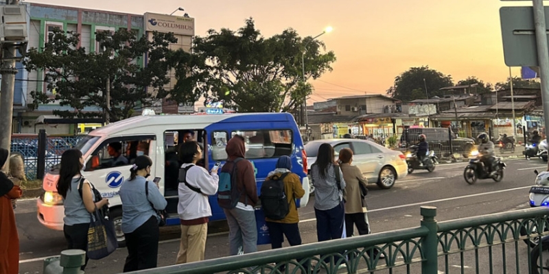 Pramono Perintahkan Pecat Sopir Mikrotrans JakLingko Ugal-ugalan