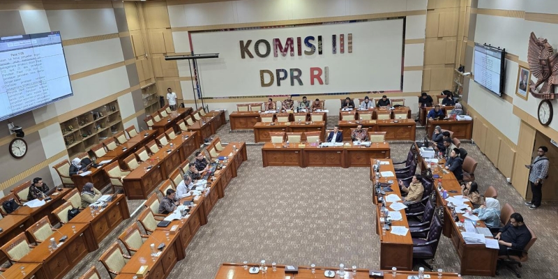 Panja Komisi III DPR Kembali Lanjutkan Pembahasan 29 Klaster RUU KUHAP