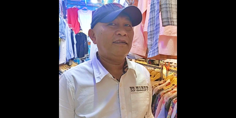 Pedagang Thrifting Ngeluh Minta Dilegalkan
