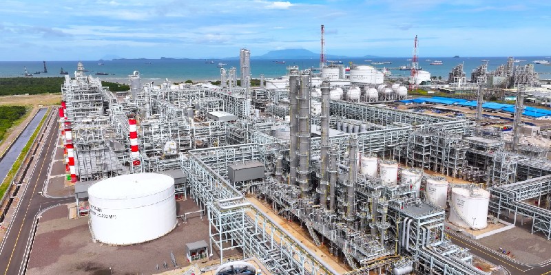 Mangkrak Enam Tahun, Pabrik Petrokimia LCI Kini Terbesar di ASEAN
